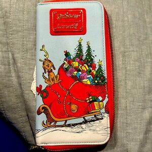 Loungefly grinch wallet